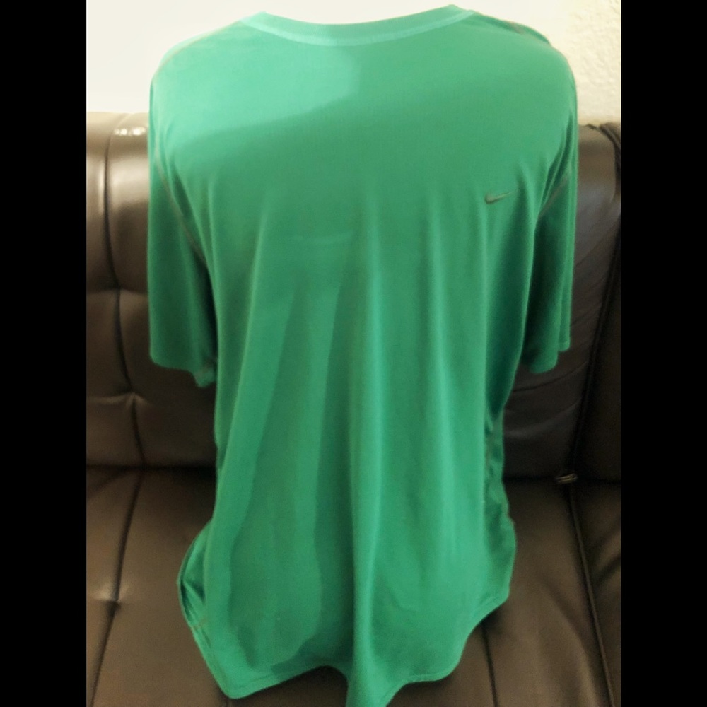 Men’s Nike T-shirt